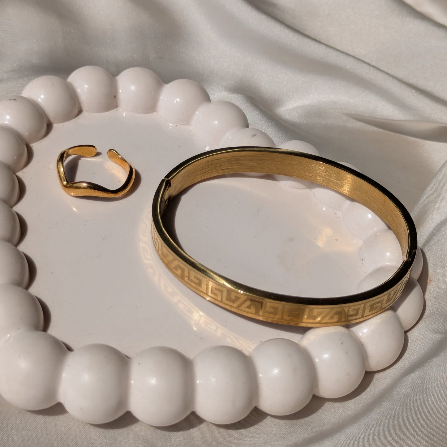 18k Gold Plated Drift Adjustable Wave Ring And Sunbloom Gold Cuff Bracelet - minimae - Set