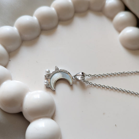 Crescent Silver Moon Necklace - minimae - necklace