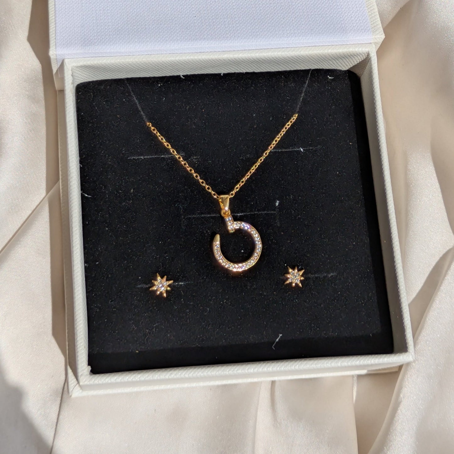 Eclipse Necklace & Golden North Star Studs 18K Gold Plated - minimae - Set