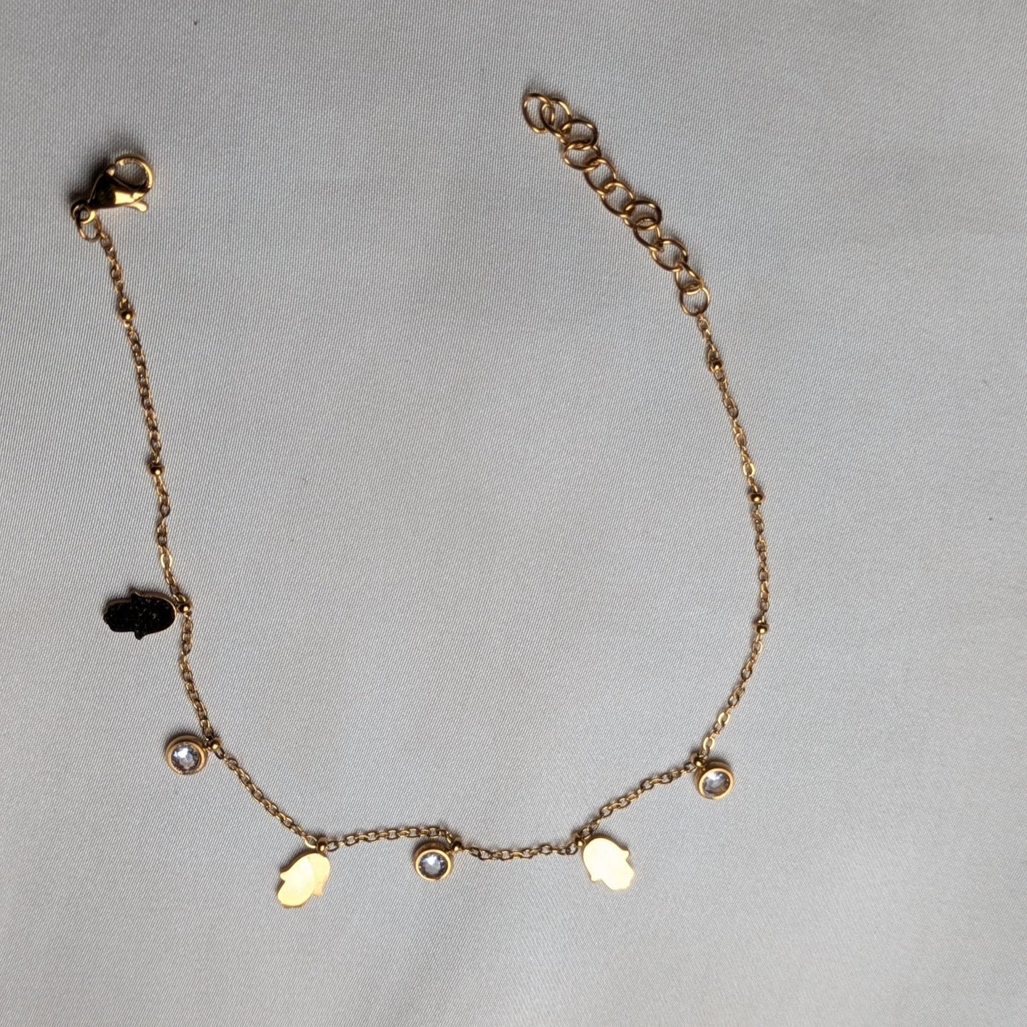 Hamsa Whisper Bracelet - minimae -