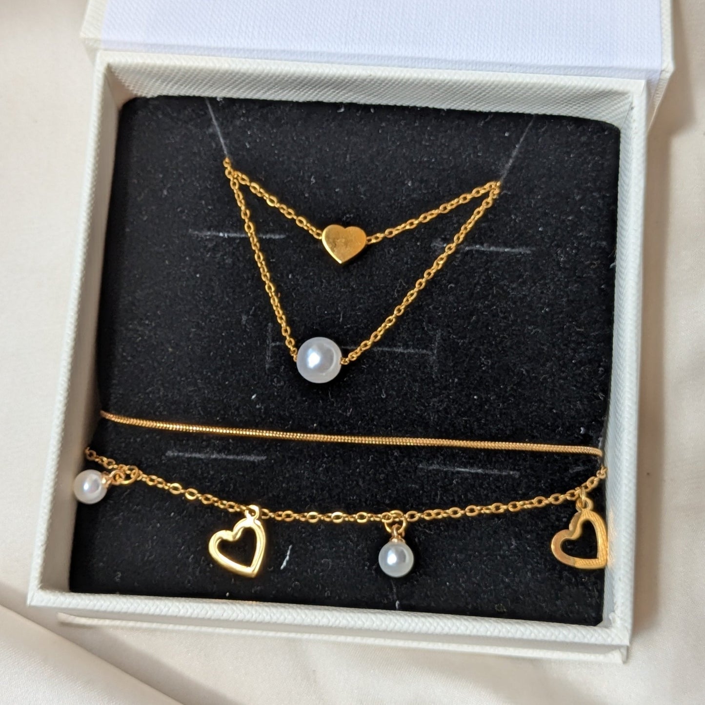 Heart of Pearl Necklace And Heart & Pearl Bracelet 18K Gold Plated - minimae - Set