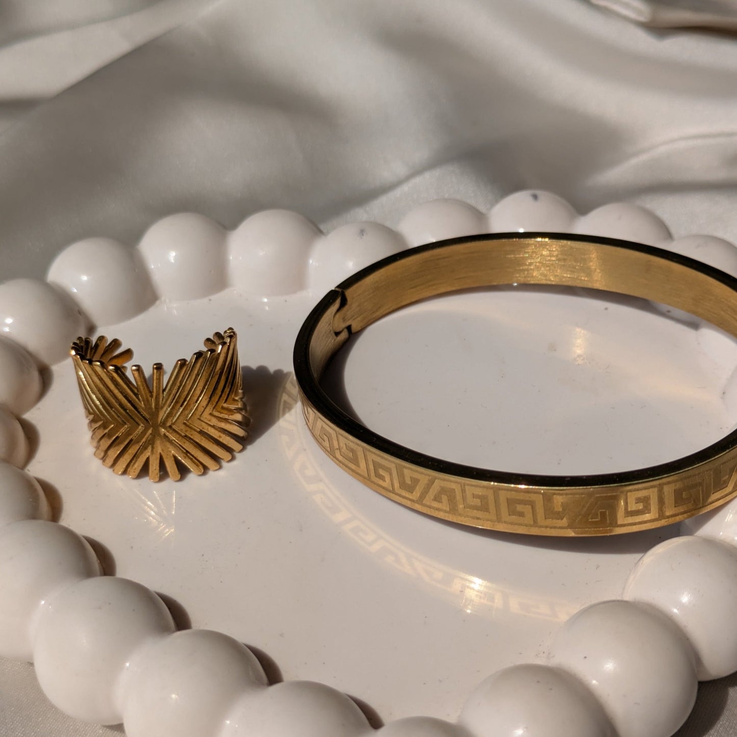 Palm Crest Adjustable Ring And Sunbloom Gold Cuff 18k Gold Plated set - minimae - Set