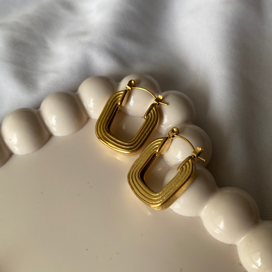 Bold Gold Chunky Hoops