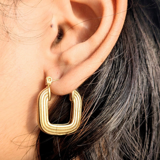 Bold Gold Chunky Hoops - minimae - 