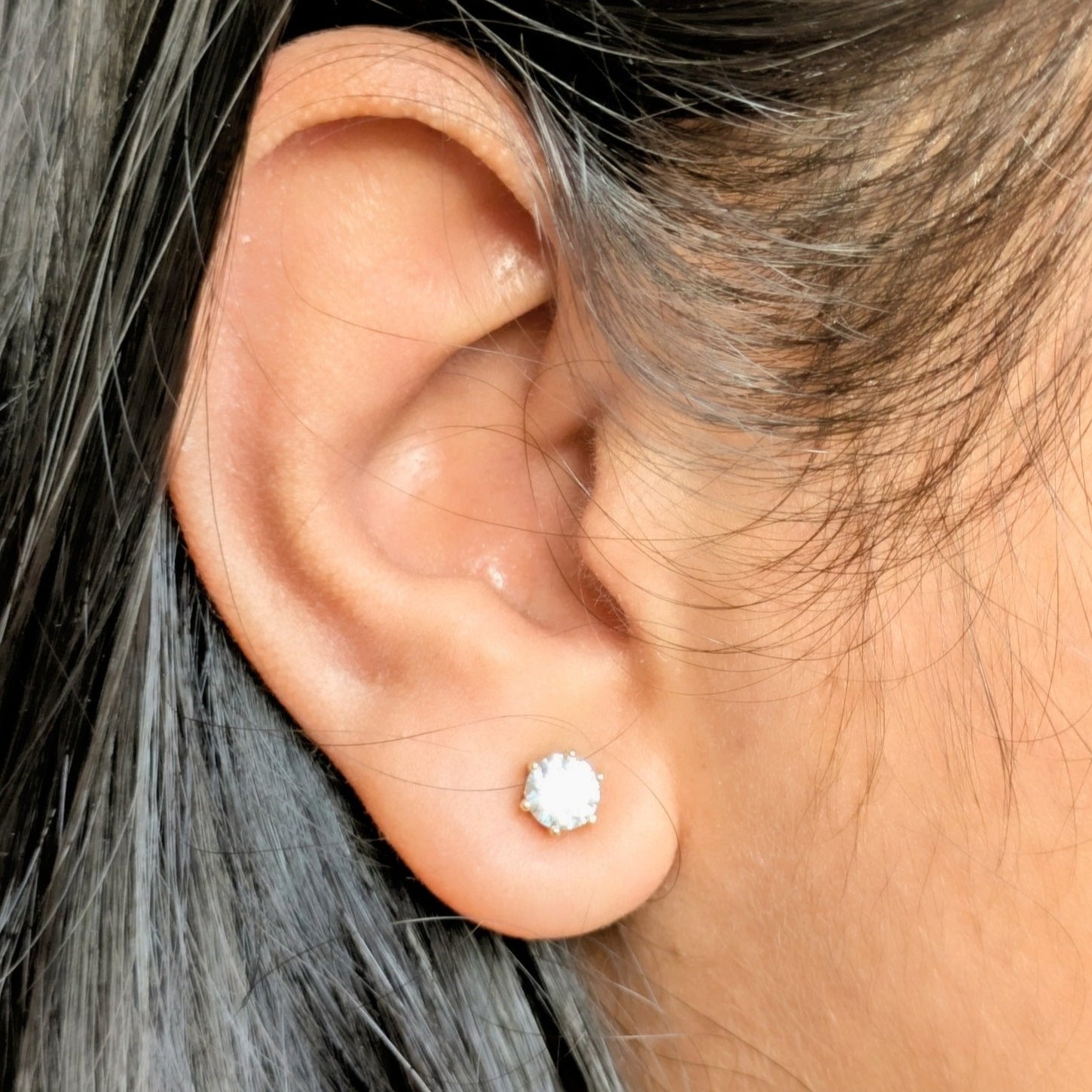 Daily Glow Zircon Studs - minimae - 