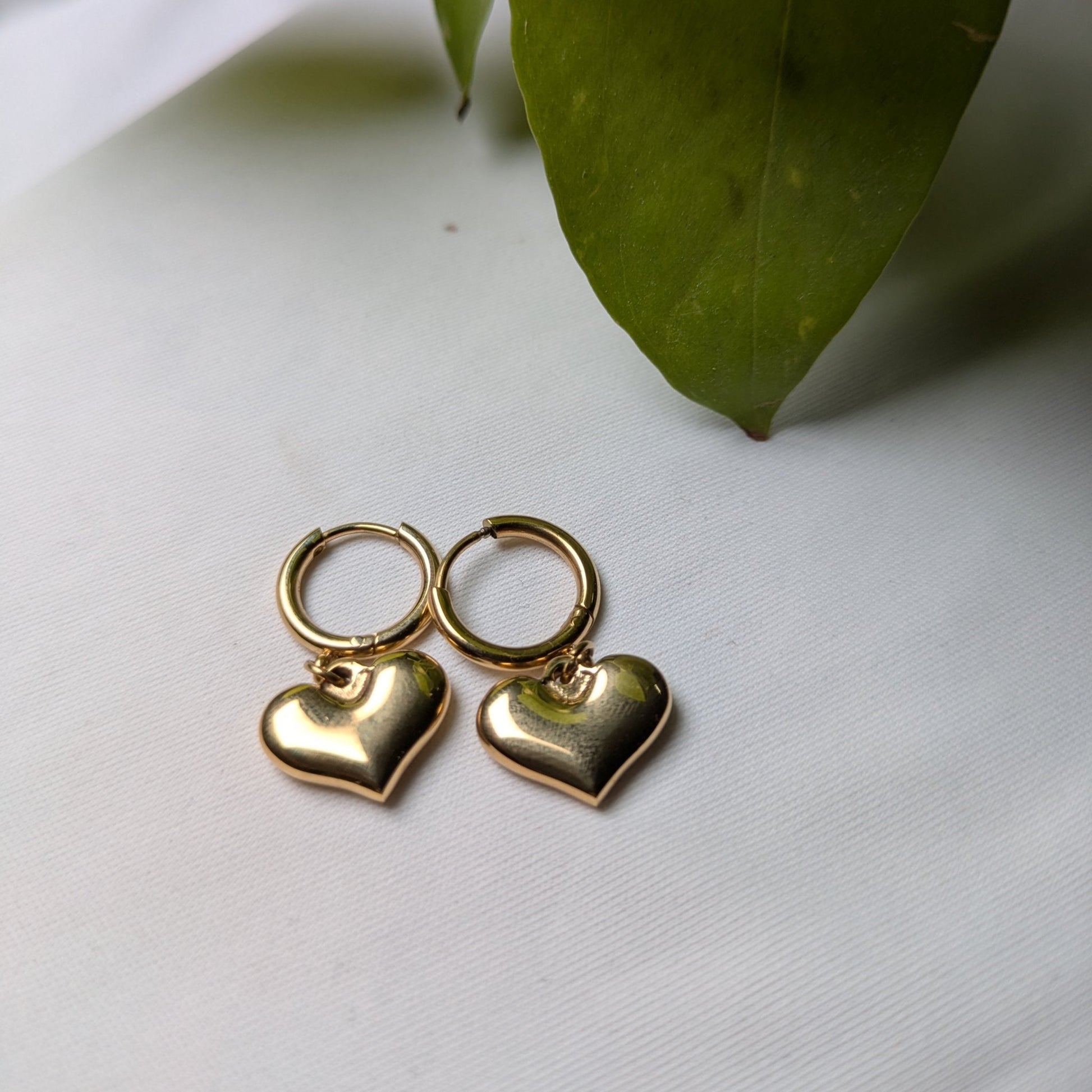 Dangling Heart Hoops - minimae - 