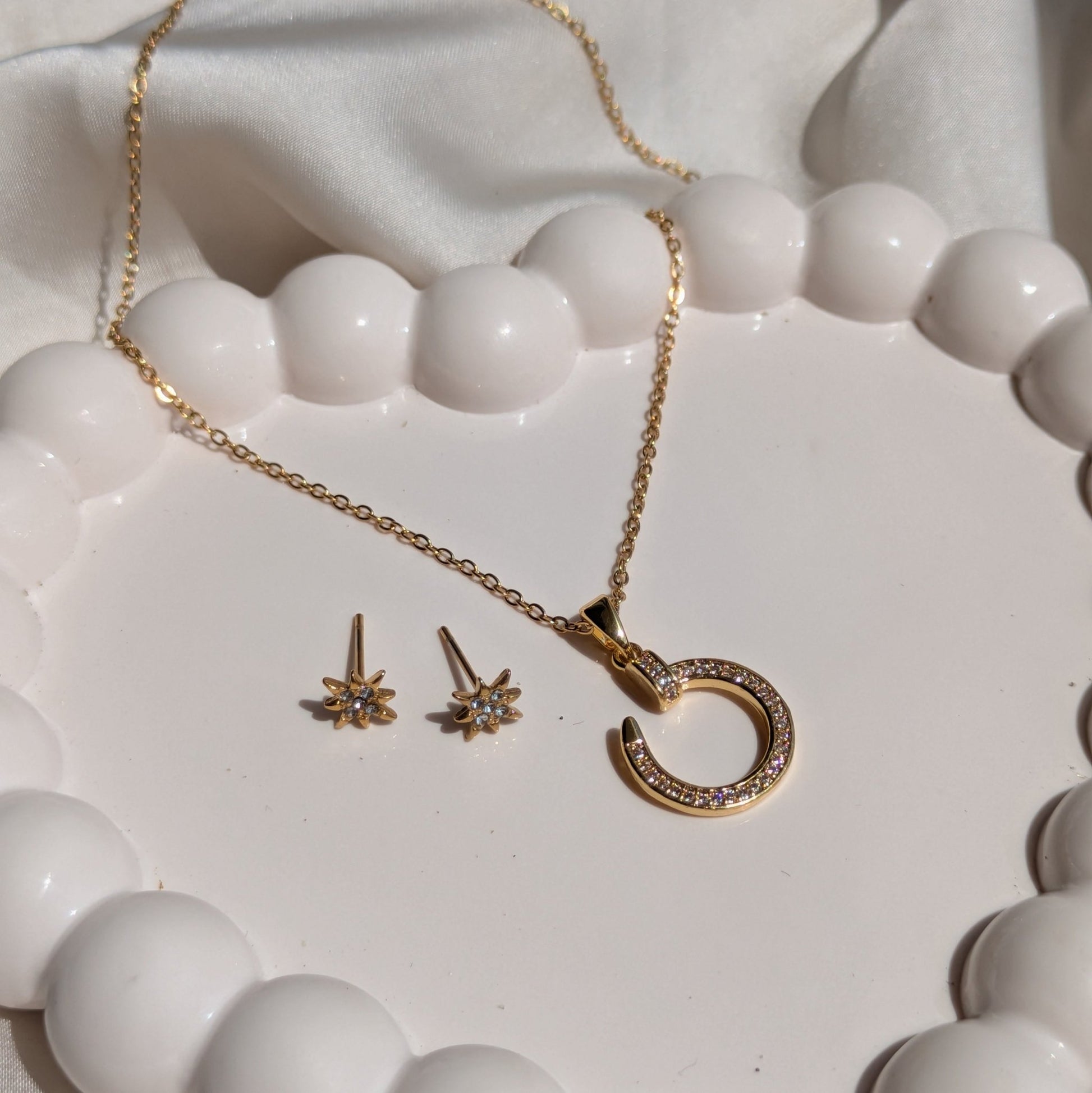 Eclipse Necklace & Golden North Star Studs 18K Gold Plated - minimae - Set