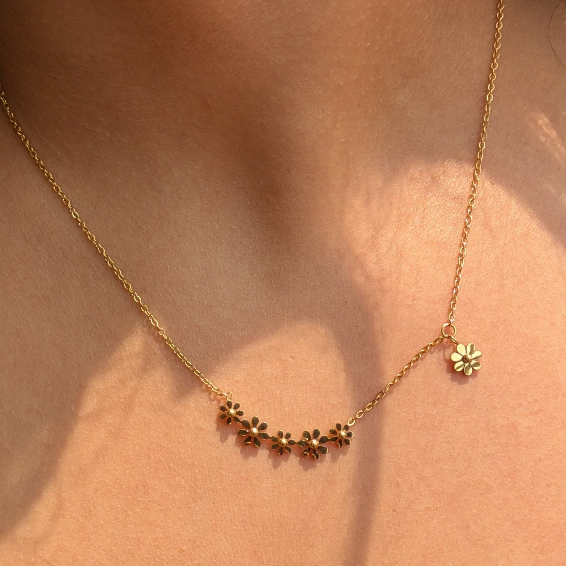 Golden Daisy Charm Necklace - minimae - 