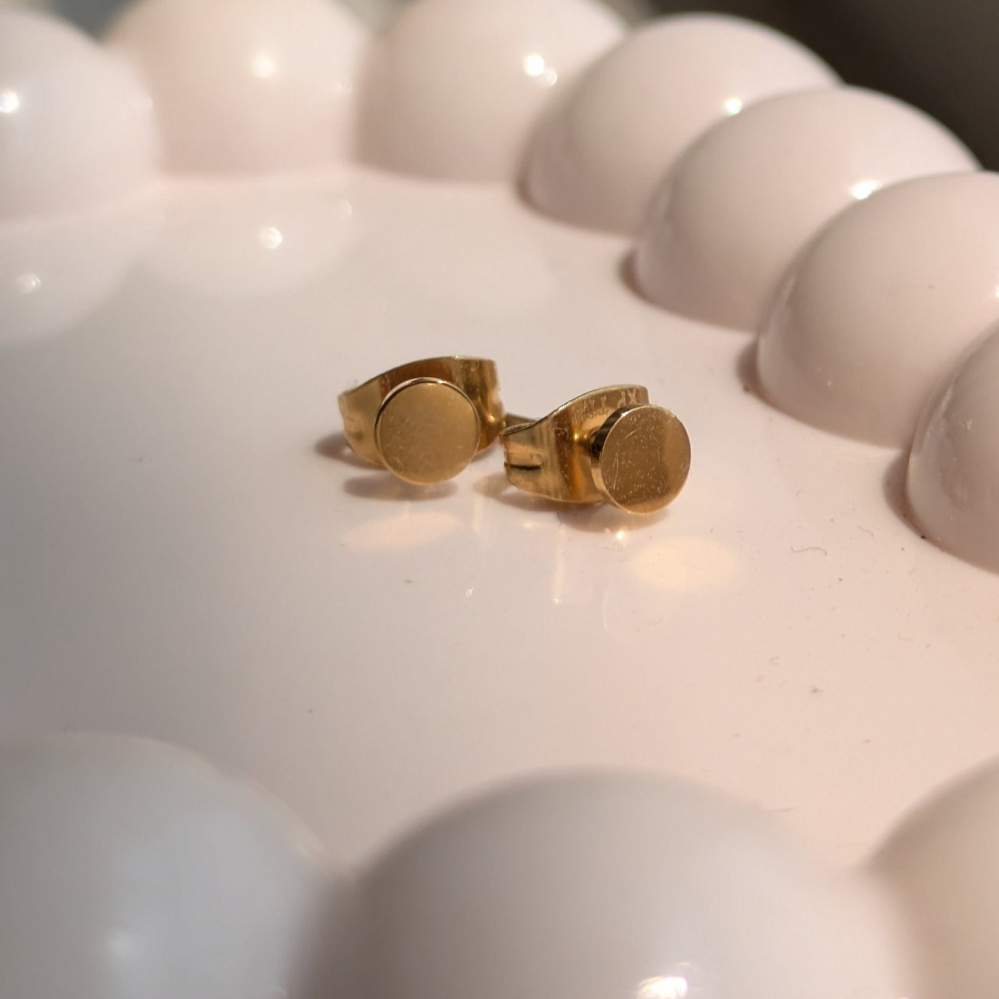 Golden Dot Stud Earrings – Effortless Everyday Gleam - minimae - 
