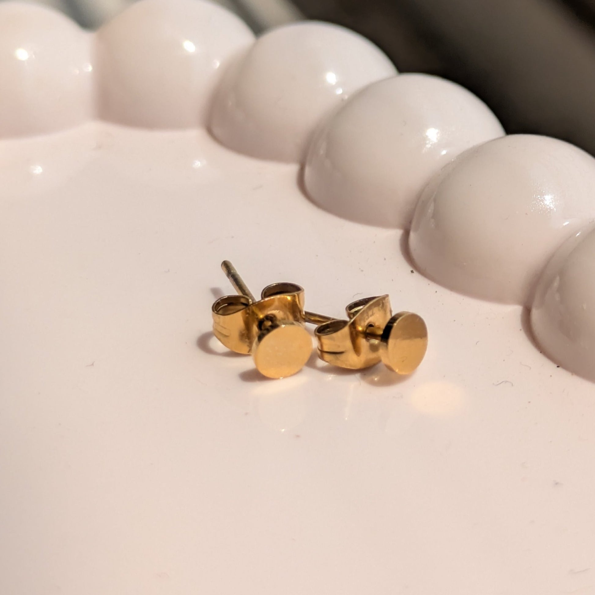 Golden Dot Stud Earrings – Effortless Everyday Gleam - minimae - 