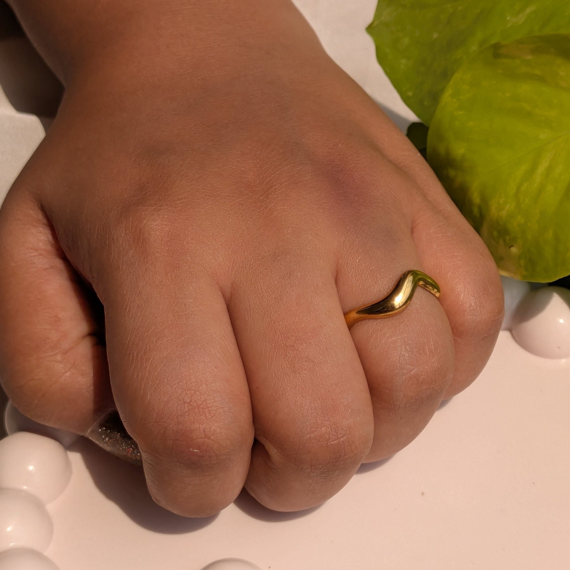 Golden Drift Adjustable Wave Ring - minimae - Ring