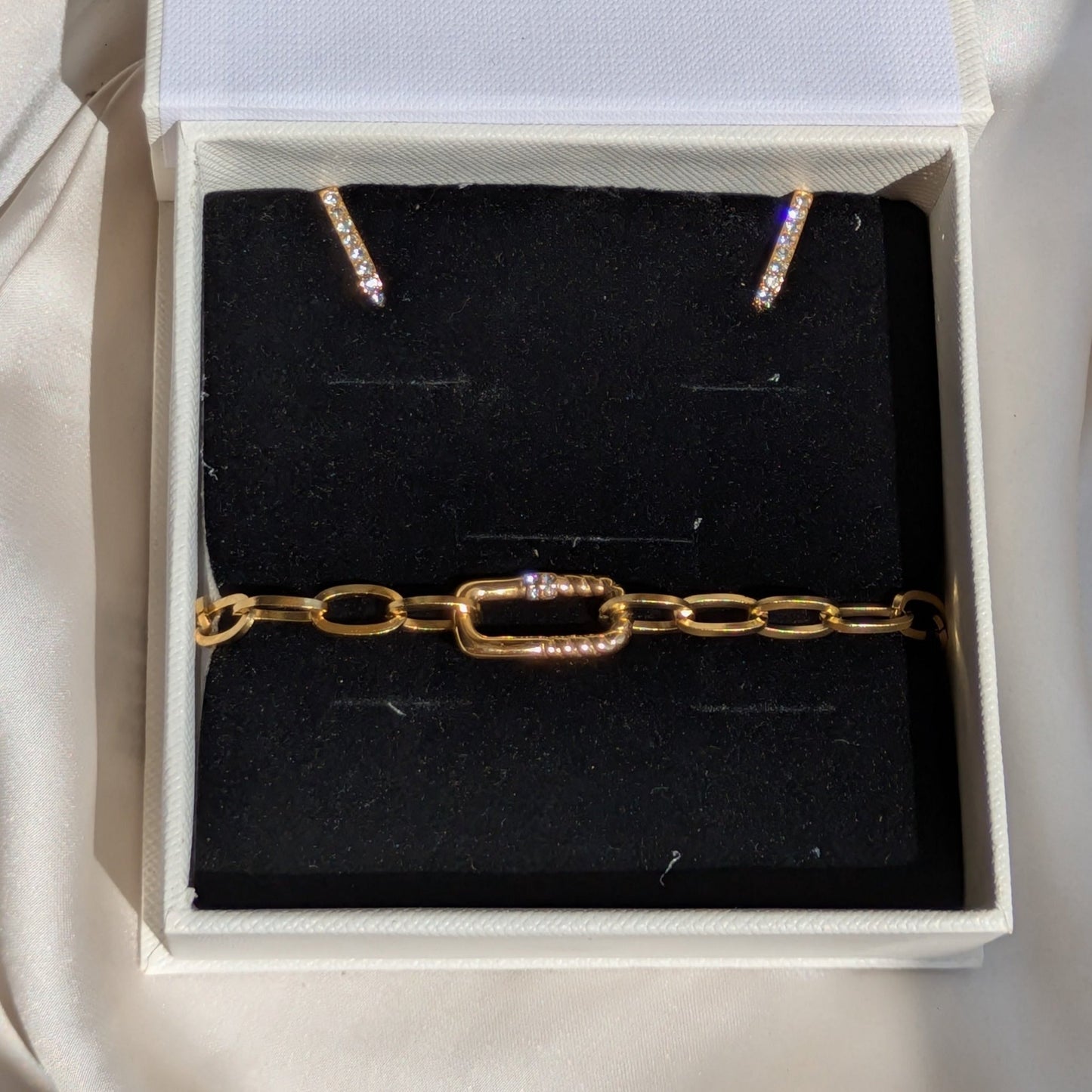 Golden Stripe Earrings & Bold Link Bracelet – 18K Gold Plated Set - minimae - Set