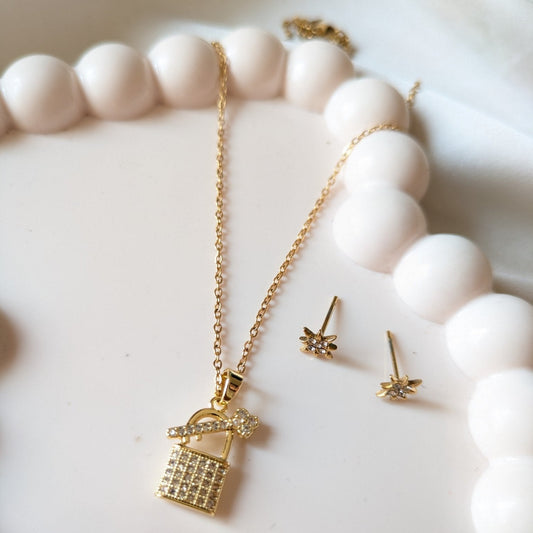 Lock & Key Necklace and Star Stud 18k plated gold set - minimae - necklace