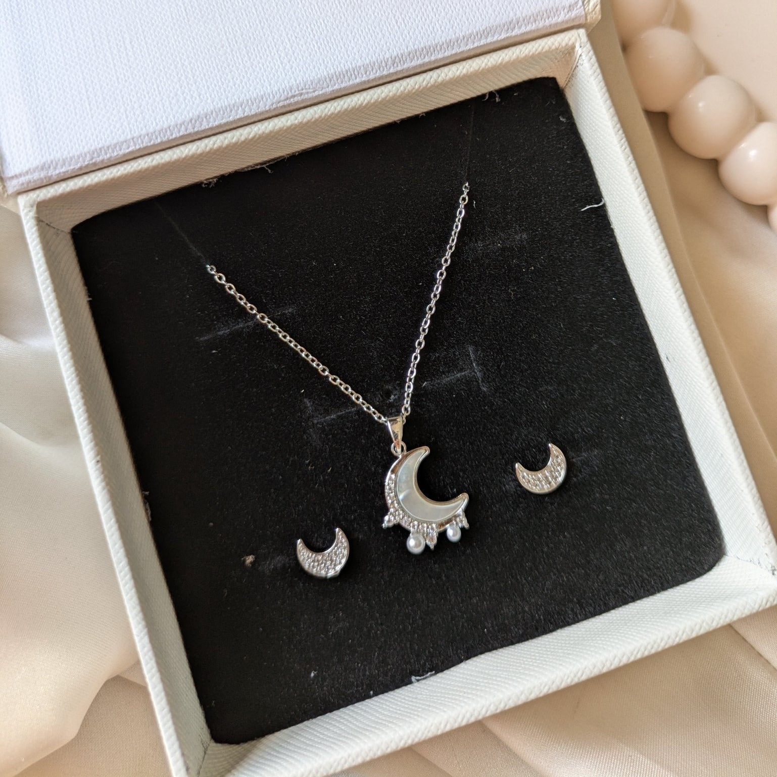 Moon Necklace & Crescent Earrings Set - minimae - Set