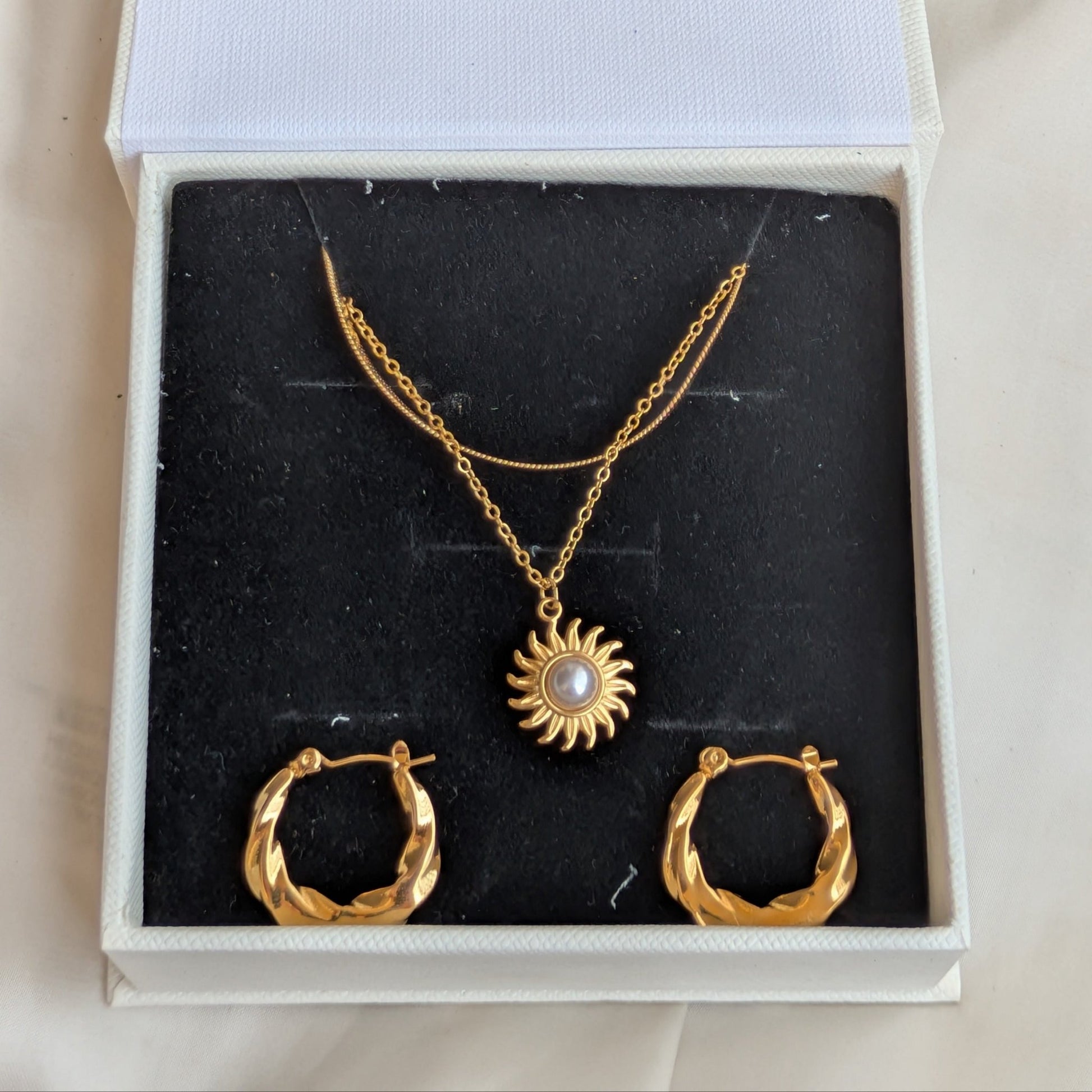 Sun Pearl Necklace & Twisted Hoop Earrings 18K Gold Plated - minimae - Set