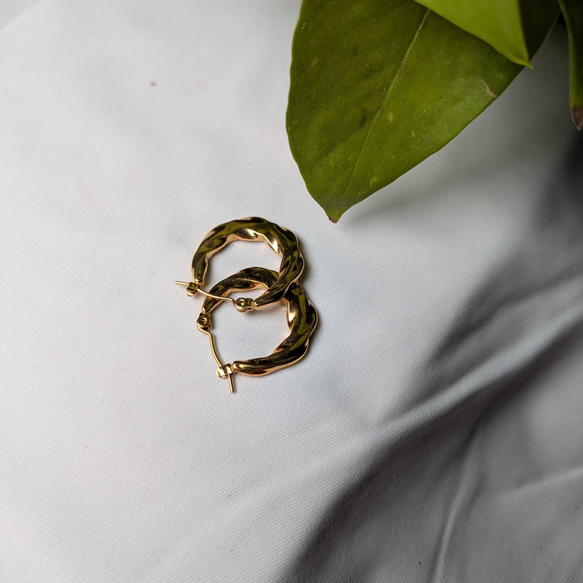 Twist of Gold Hoop Earrings - minimae - 